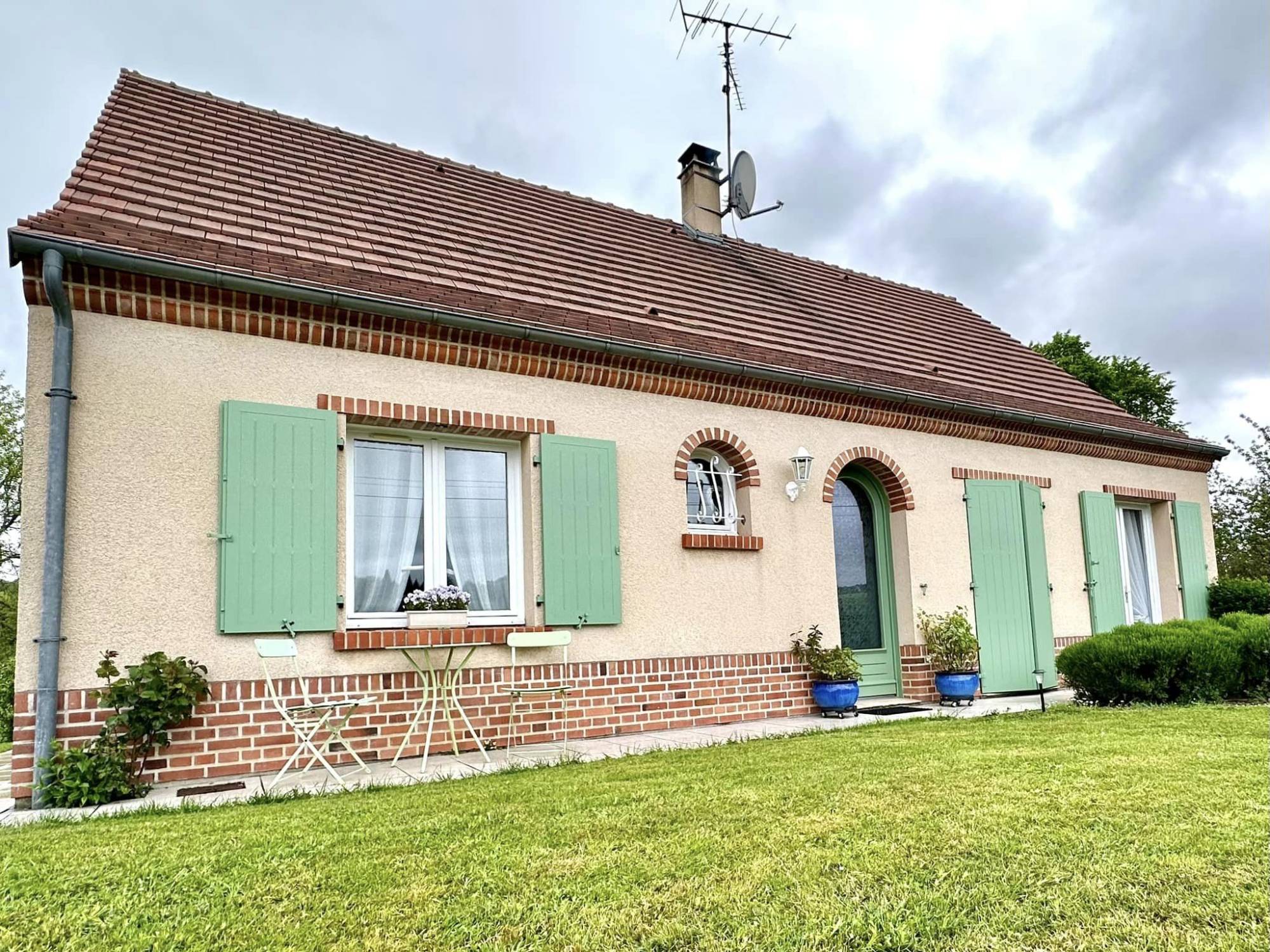 Volets battants modernes aluminium isolant à Gournay en bray