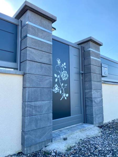 Portillon alu Cetal avec motif à Gournay en Bray 