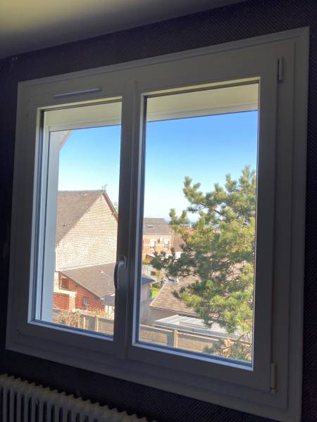 Habitat en front de mer ? Les fenêtres PVC Proferm posées à Dieppe font la différence