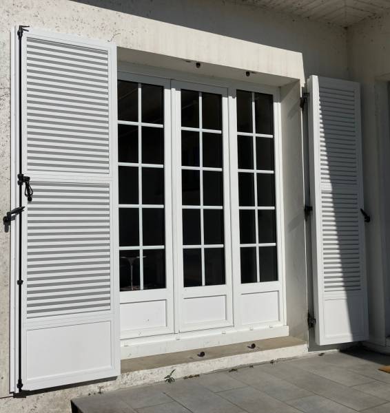 Habitat en front de mer ? Les fenêtres PVC Proferm posées à Dieppe font la différence