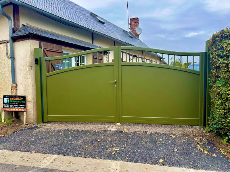 PORTAIL ALU VERT 2100 CETAL PEGASE GOURNAY FERMETURE