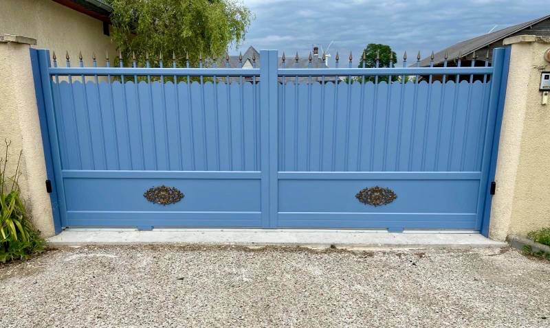 Portail coulissant motorisé Gournay Fermeture