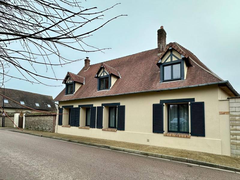 Pose de menuiseries aluminium TECHNAL à Gournay-en-Bray