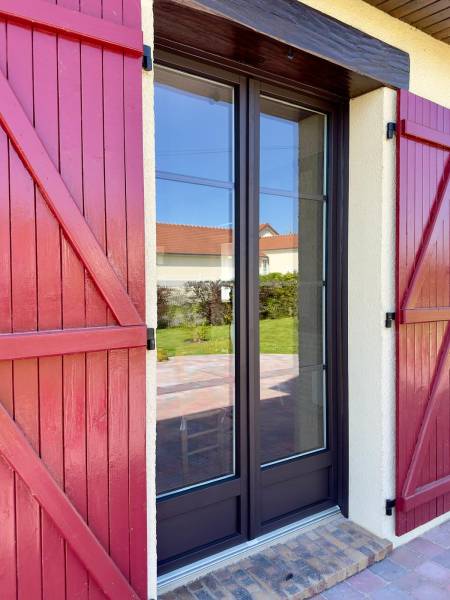 Porte-fenêtre PVC aluminium marron extérieur Gournay-en-Bray