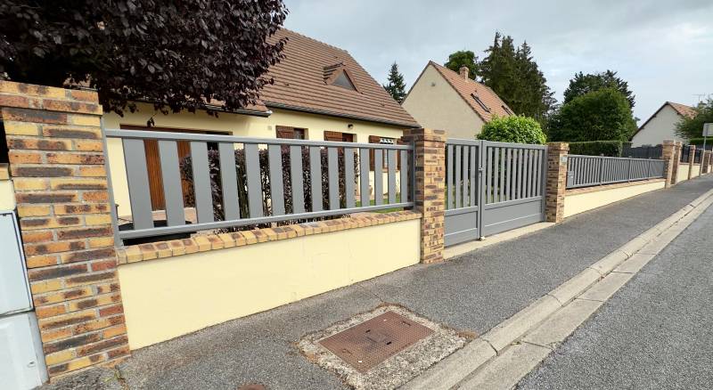 Portail et clôture en alu cetal à Beauvais