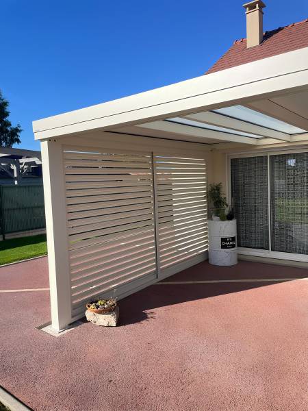 Pergola en Aluminium blanche VERANCO à Tôtes 